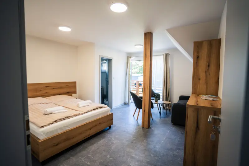 Apartman_Humno